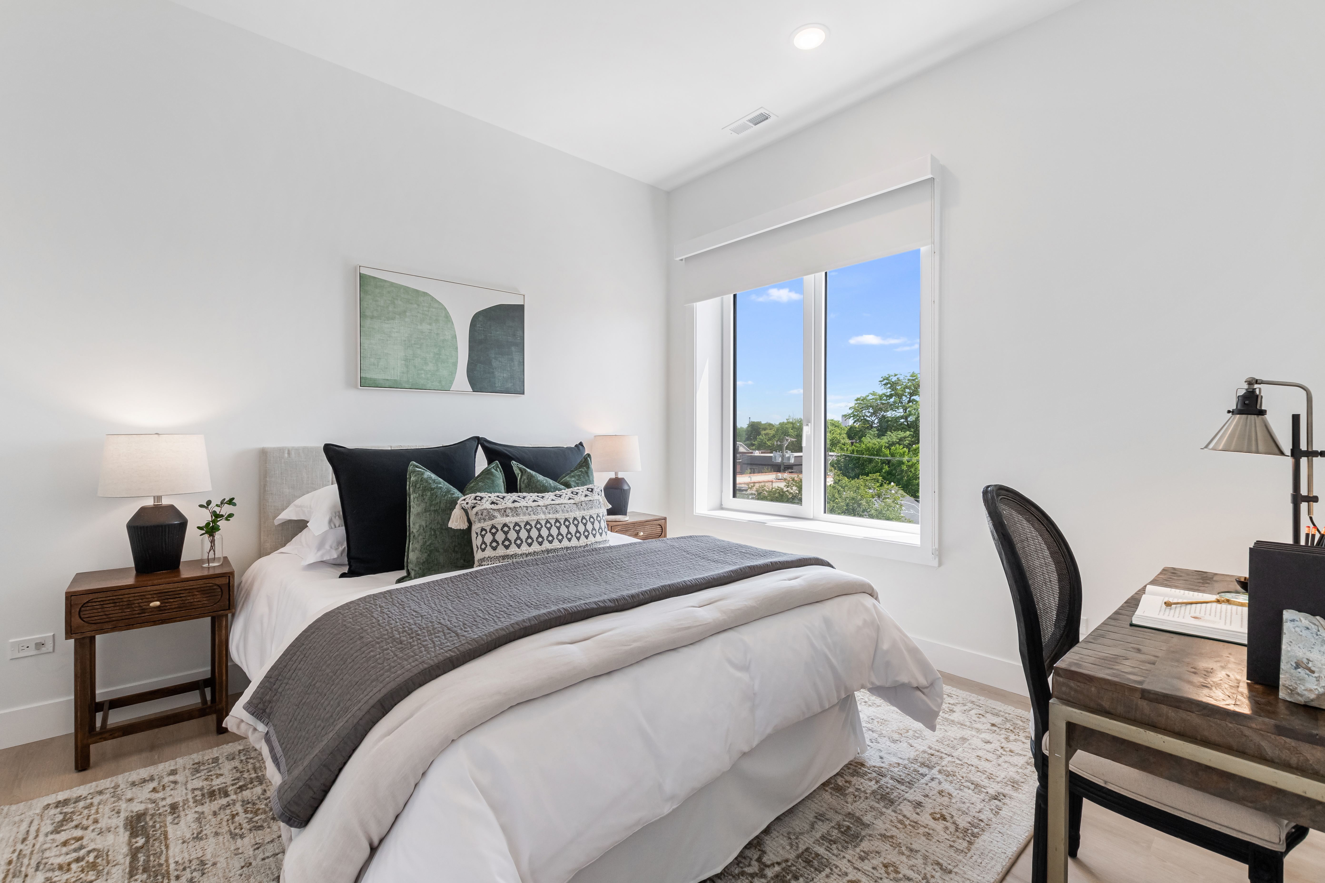 North + Damen 1628 N. Damen Ave, Chicago, IL 60647 - Leasing by Cross Street
